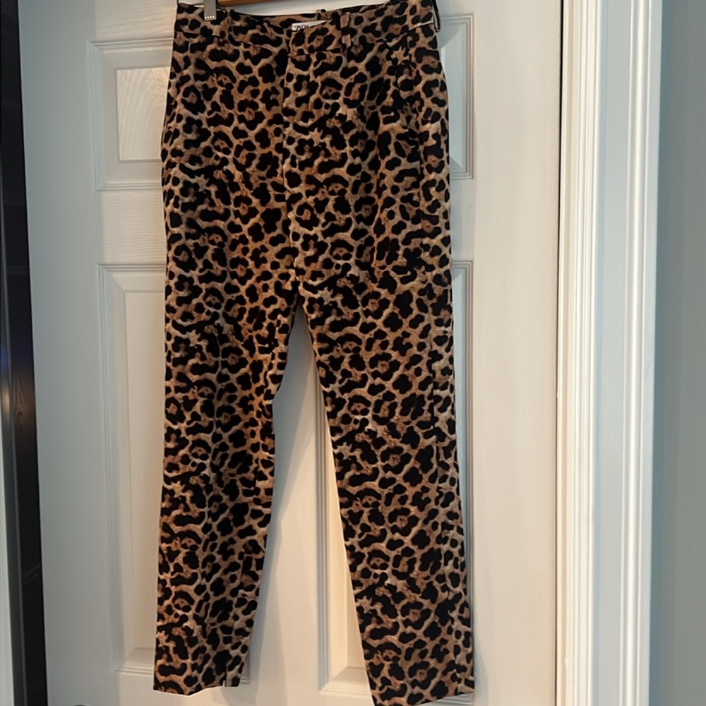 Zara leopard print pants size USA 2